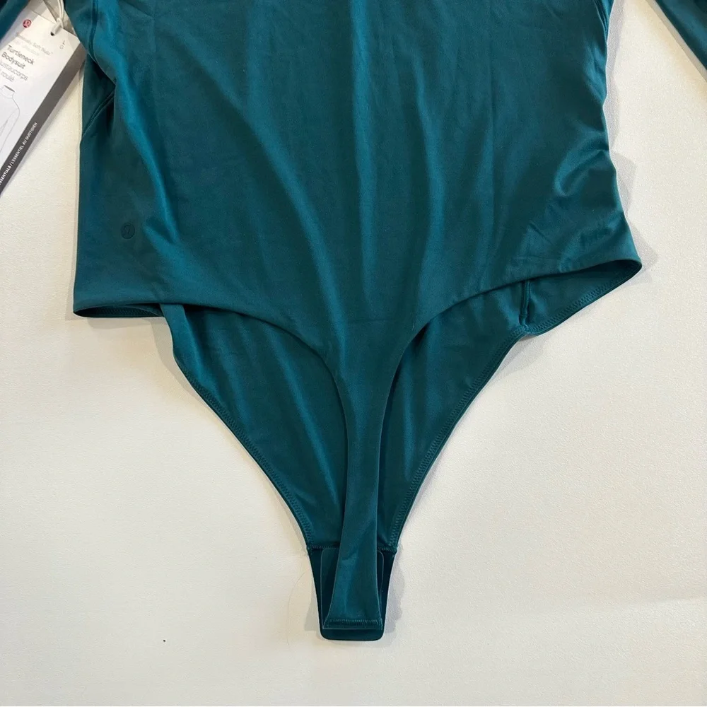 Lululemon Teal Turtleneck Seriously Soft Nulu Long Sleeve Bodysuit Womens Size L